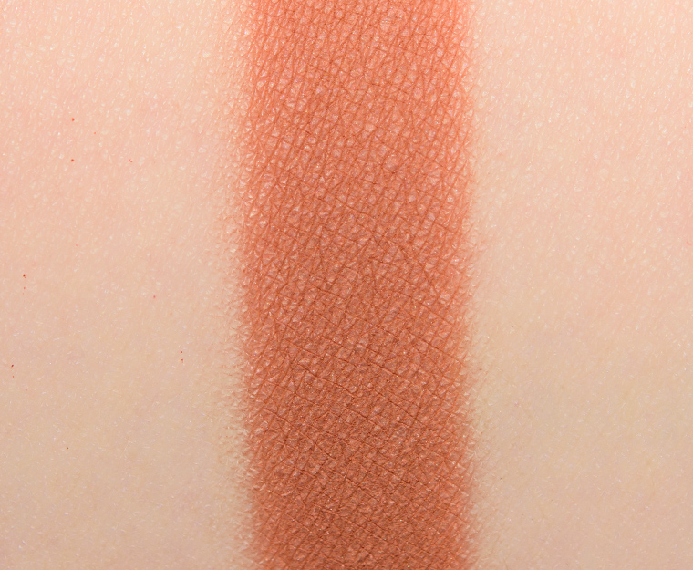 <p class="text-center">KKW Beauty Glam King Eyeshadow</p>