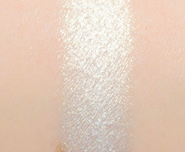 <p class="text-center">KKW Beauty Moonlight Glow Eyeshadow</p>