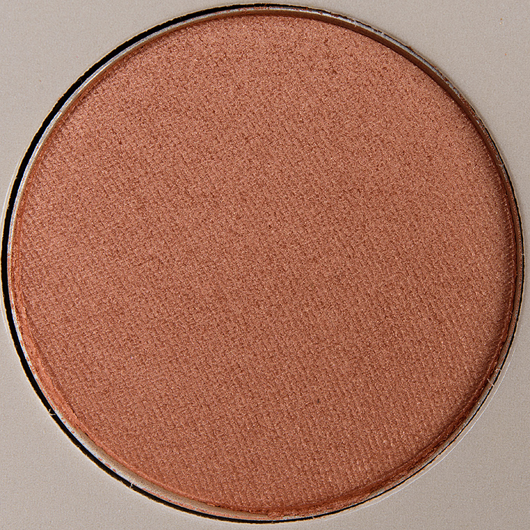 <p class="text-center">KKW Beauty NYC to LA Eyeshadow</p>