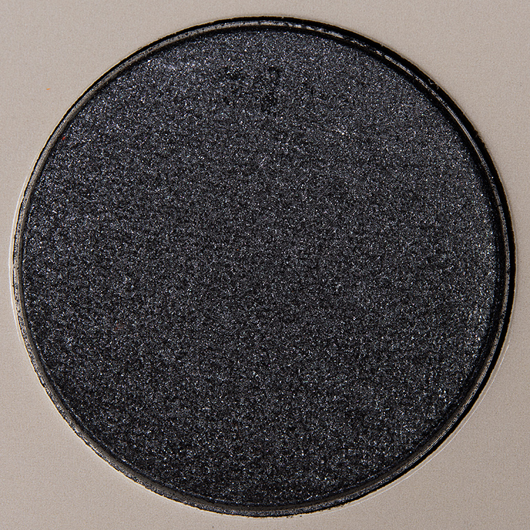 <p class="text-center">KKW Beauty The Artist Eyeshadow</p>