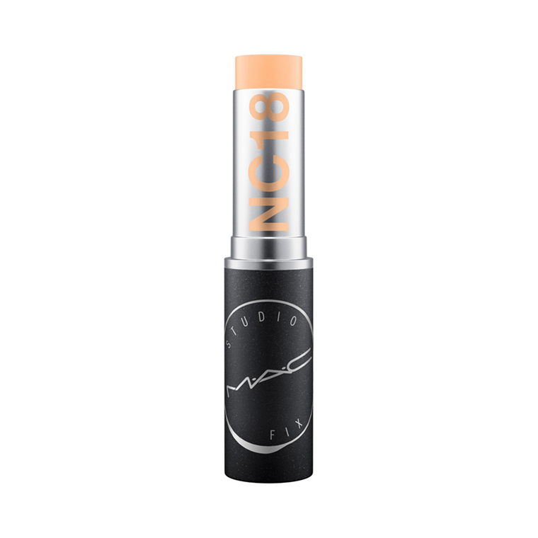MAC NC18 Studio Fix Soft Matte Foundation Stick