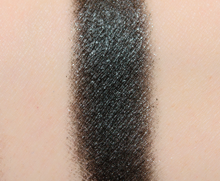 <p class="text-center">NABLA Cosmetics Plastick Latex Matte Eyeshadow</p>