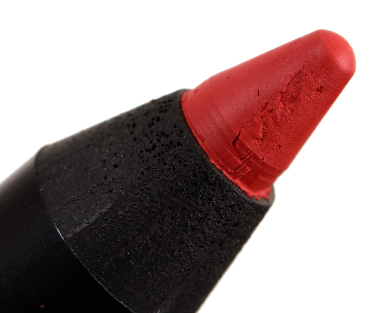 Red Kiss for Valentine's Day: The Lip Crayon « Jumbo » by Chanel - ZOE  Magazine