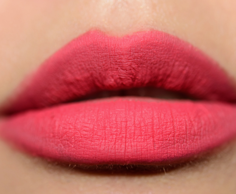<p class="text-center">Chanel Rose Vif (166) Le Crayon Levres Longwear Lip Pencil</p>