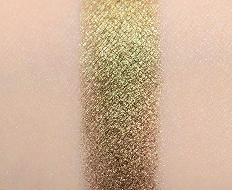 <p class="text-center">Charlotte Tilbury The Rebel (2020) #2 Eyeshadow</p>
