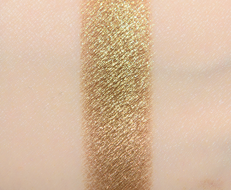 <p class="text-center">Charlotte Tilbury The Rebel (2020) #3 Eyeshadow</p>