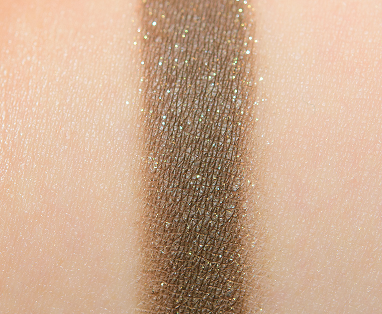 <p class="text-center">Charlotte Tilbury The Rebel (2020) #4 Eyeshadow</p>