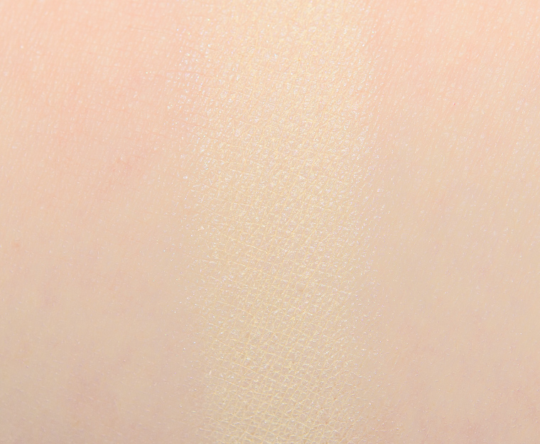<p class="text-center">Dominique Cosmetics Frothy Eyeshadow</p>