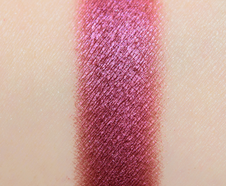 <p class="text-center">Sydney Grace Elizabeth (Deep) Pressed Pigment Shadow</p>