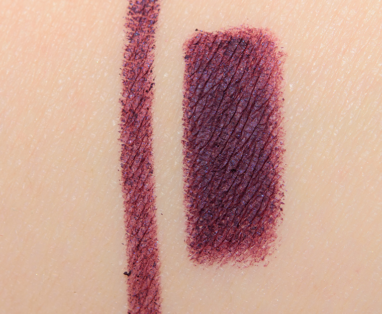 <p class="text-center">Charlotte Tilbury Mesmerising Maroon (Matte) Colour Magic Liner</p>