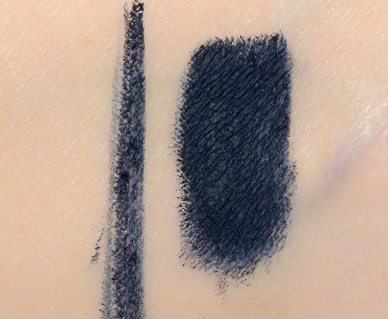 <p class="text-center">Charlotte Tilbury Super Blue (Matte) Colour Magic Liner</p>
