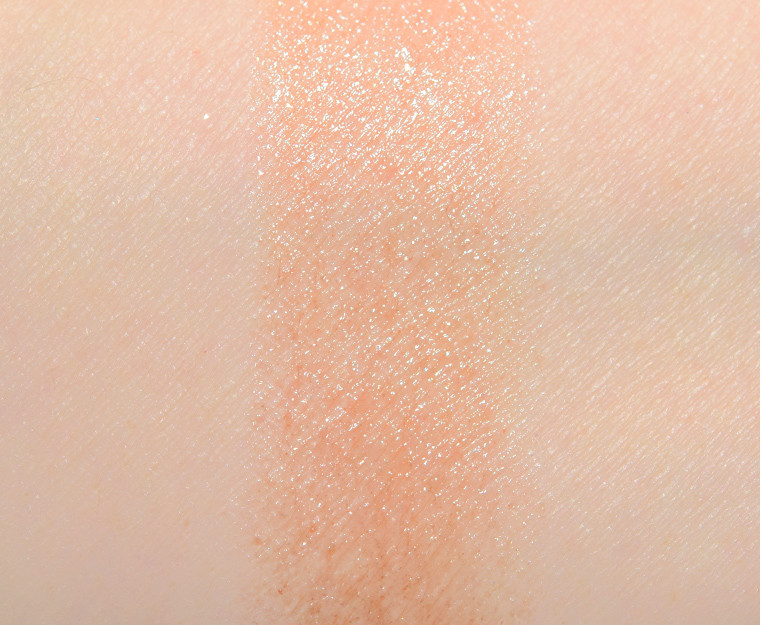 <p class="text-center">Hermes Poppy Lip Shine</p>
