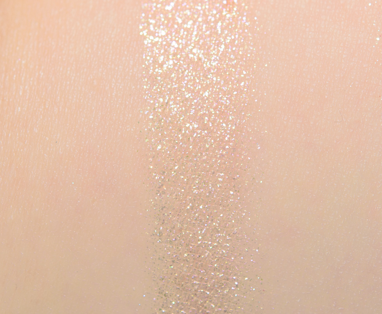 <p class="text-center">Huda Beauty Rose #5 Eyeshadow</p>