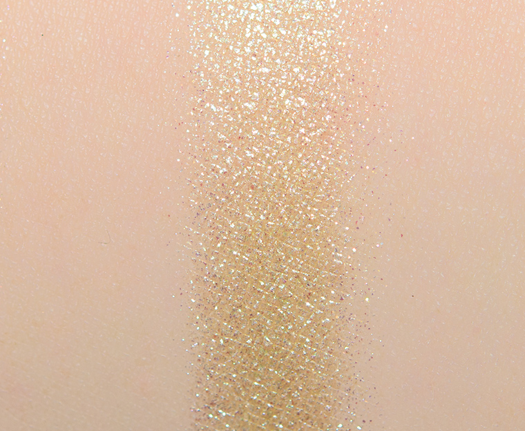 <p class="text-center">Huda Beauty Rose #6 Eyeshadow</p>