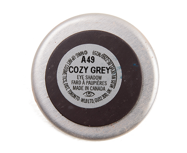 MAC Cozy Grey Eyeshadow