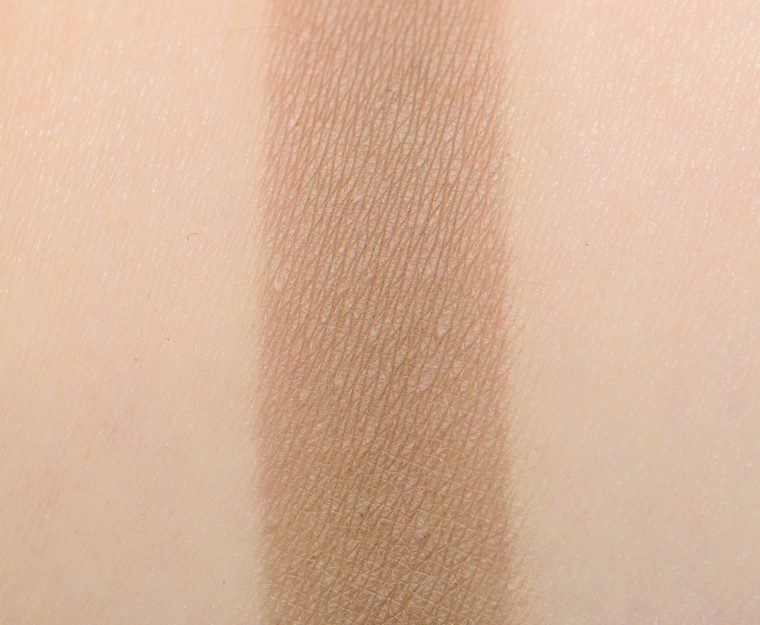 <p class="text-center">MAC Sandstone Eyeshadow</p>