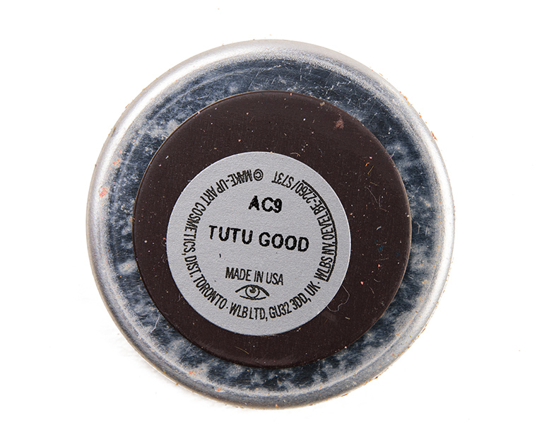 MAC Tutu Good Eyeshadow