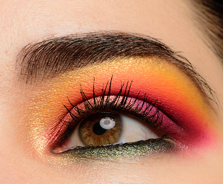 UOMA Beauty Carnival Black Magic Color Palette