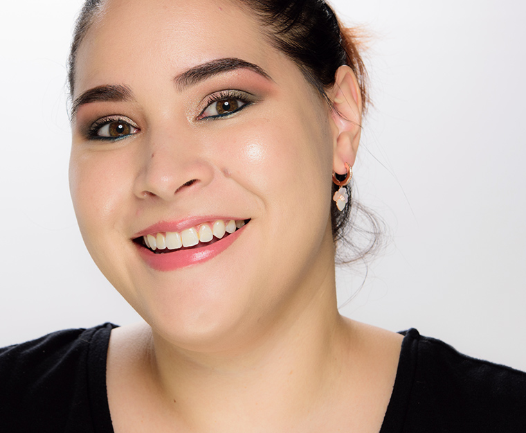 Becca Passion Ignite Liquified Light Highlighter