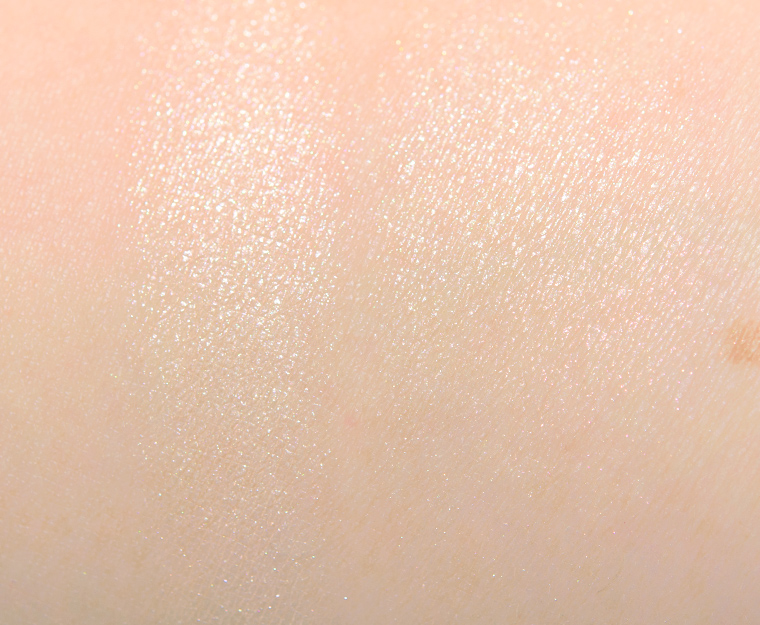 Clinique Lunar Pop Powder Pop Flower Highlighter