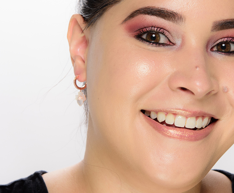 Kaja Gleamy Glowy Stamp Liquid Highlighter