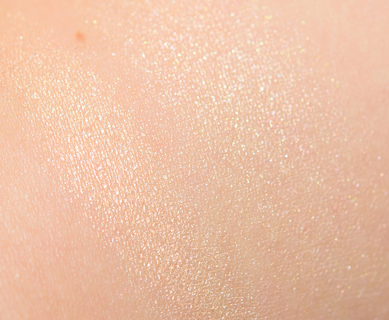 Linda Hallberg Cosmetics Virgio Infinity Highlighter