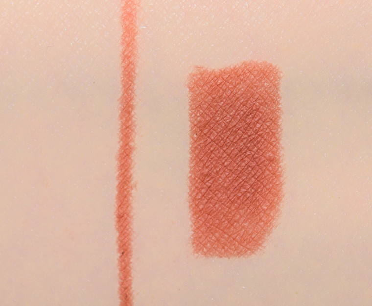 <p class="text-center">MAC Entre a Mi Mundo Lip Pencil</p>