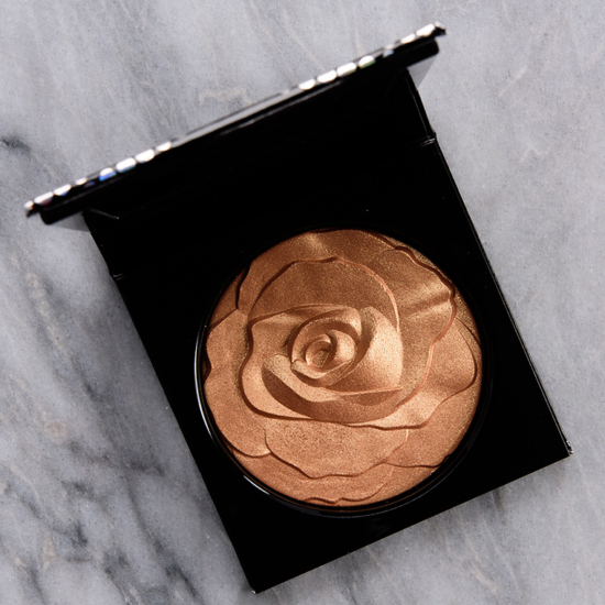 MAC La Leyenda Extra Dimension Skinfinish