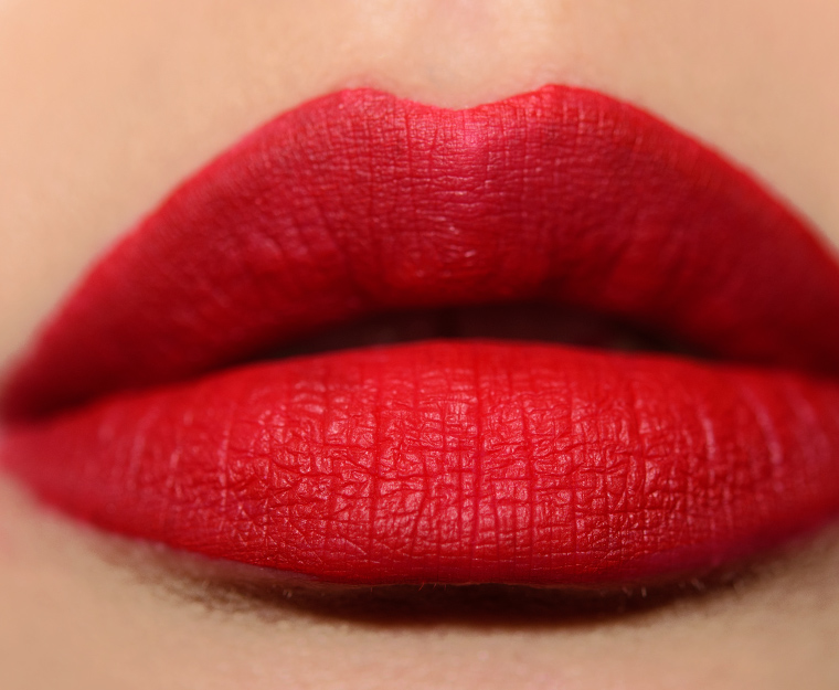 <p class="text-center">MAC Siempre Selena Retro Matte Liquid Lipcolour</p>