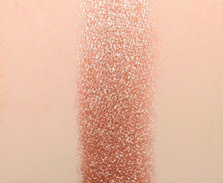 <p class="text-center">Viseart Balmy Eyeshadow</p>