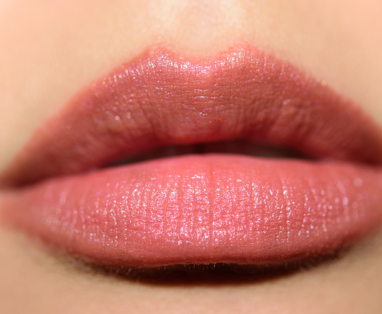 <p class="text-center">Revlon Pink Pearl Super Lustrous Lipstick</p>