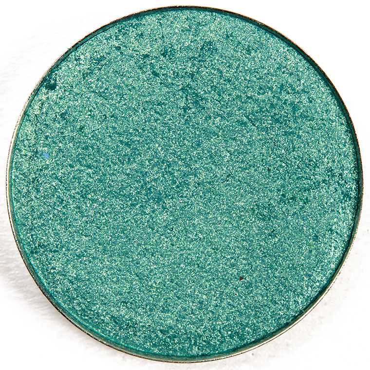 Clionadh Alpine Metallic Eyeshadow