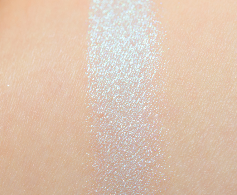 <p class="text-center">Clionadh Cryosphere Transformer Eyeshadow</p>