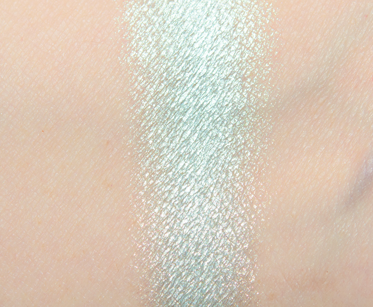 Clionadh Iceberg Duochrome Eyeshadow