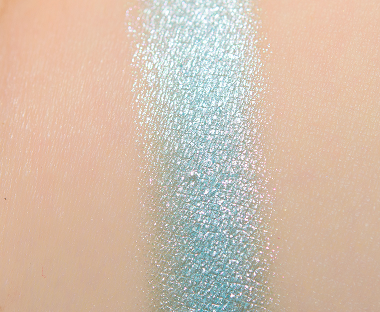 Clionadh Snowdrift Duochrome Eyeshadow