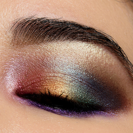 <a href="https://www.temptalia.com/looks/an-inadvertent-rainbow-eye-ft-clionadh-eyeshadows/">Look Details</a>