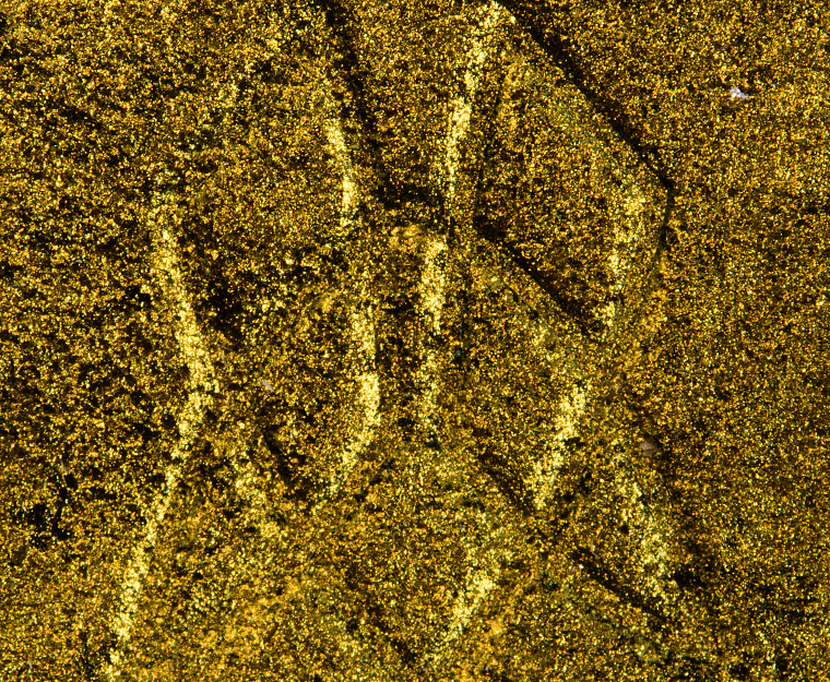 Clionadh Weathered Jewelled Multichrome Eyeshadow