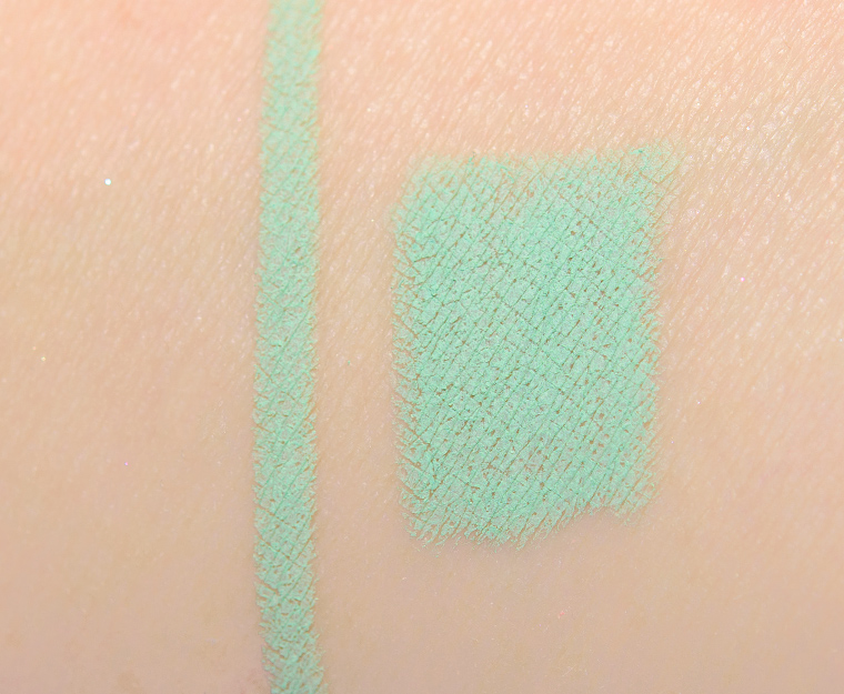 <p class="text-center">ColourPop Ice Breaker Crème Gel Liner</p>