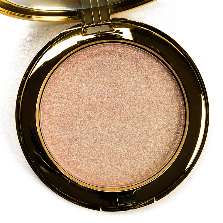 JD Glow Periodt Pressed Powder Illuminator