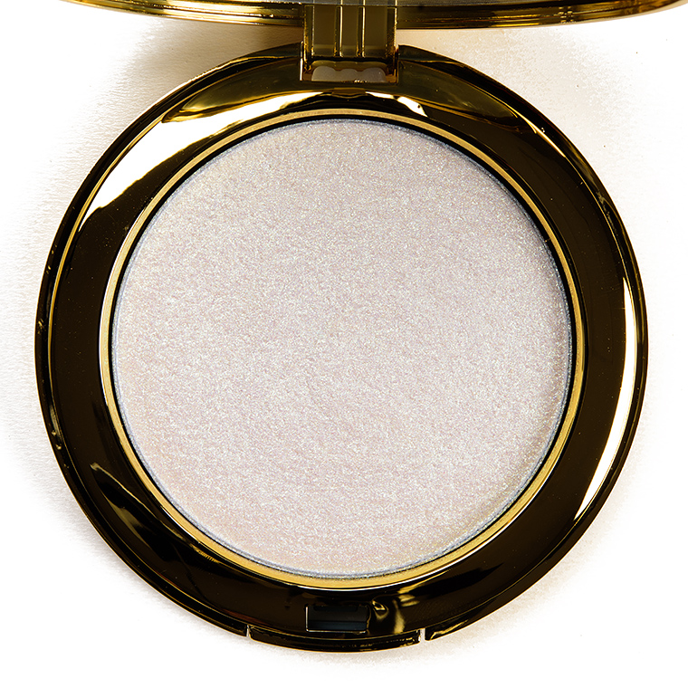 JD Glow Synopsis Pressed Powder Illuminator