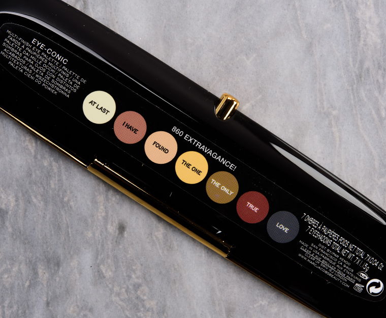 <p class="text-center">Marc Jacobs Beauty Extravagance (860) Eye-Conic Multi-Finish Eyeshadow Palette</p>