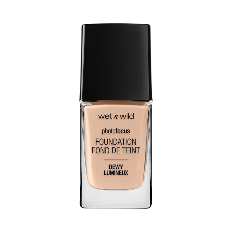 Wet 'n' Wild Shell Ivory Photo Focus Dewy Foundation