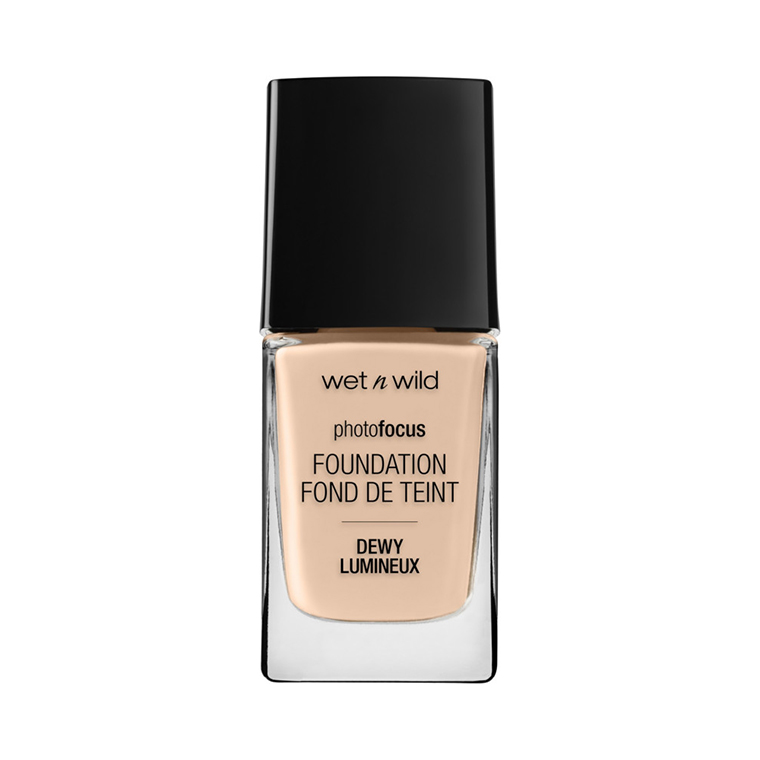 Wet 'n' Wild Soft Ivory Photo Focus Dewy Foundation