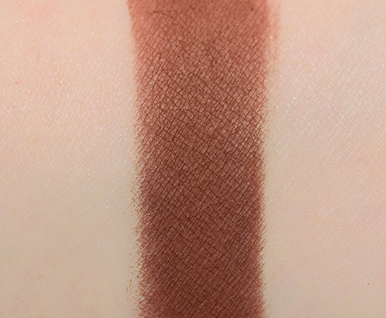 <p class="text-center">Artist Couture Aesthetic Eyeshadow</p>