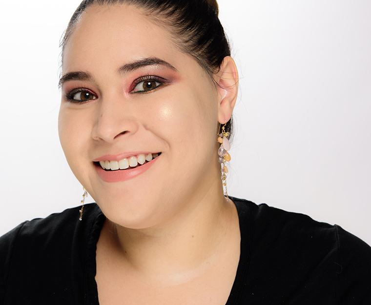 Artist Couture Gold Digger Diamond Glow Powder
