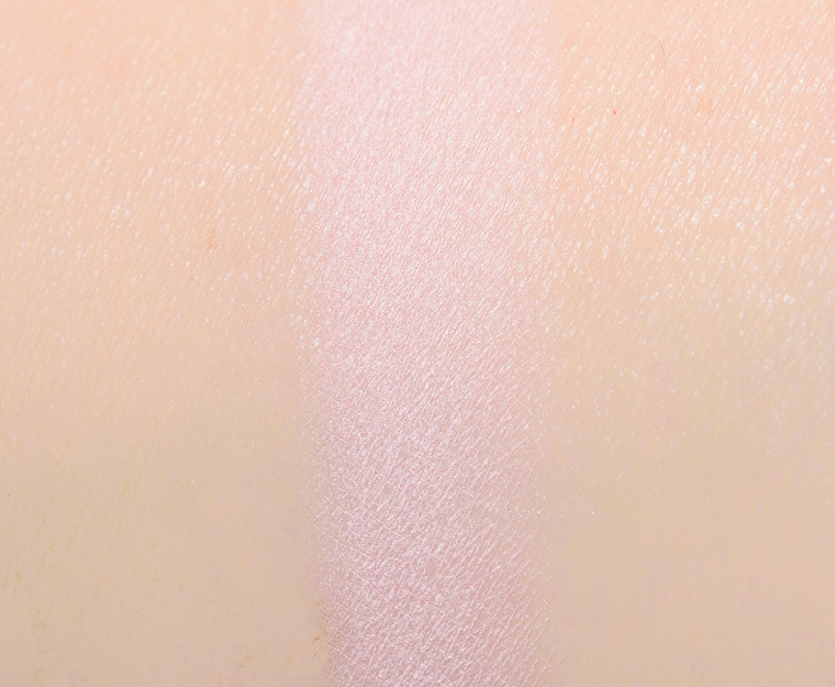 <p class="text-center">Dose of Colors Fluffy Eyeshadow</p>