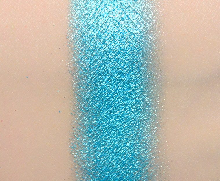 <p class="text-center">Lethal Cosmetics Aerial Pressed Powder Shadow</p>