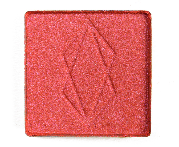 <p class="text-center">Lethal Cosmetics Echo Pressed Powder Shadow</p>