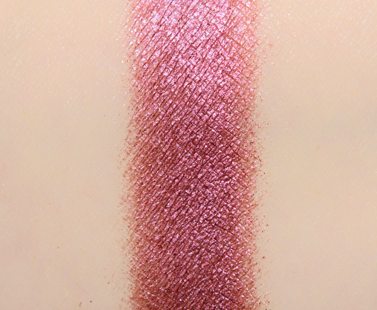 <p class="text-center">Lethal Cosmetics Rebirth Pressed Powder Shadow</p>