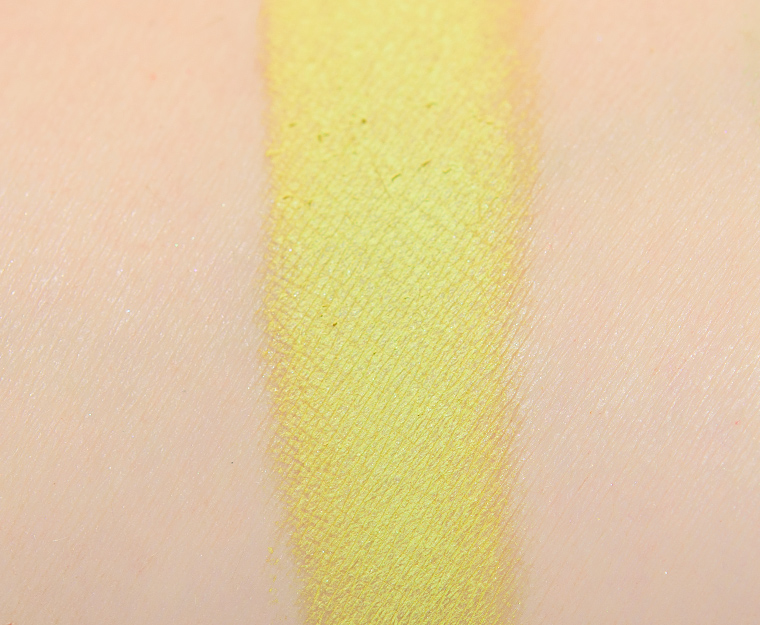 <p class="text-center">Lethal Cosmetics Relapse Pressed Powder Shadow</p>